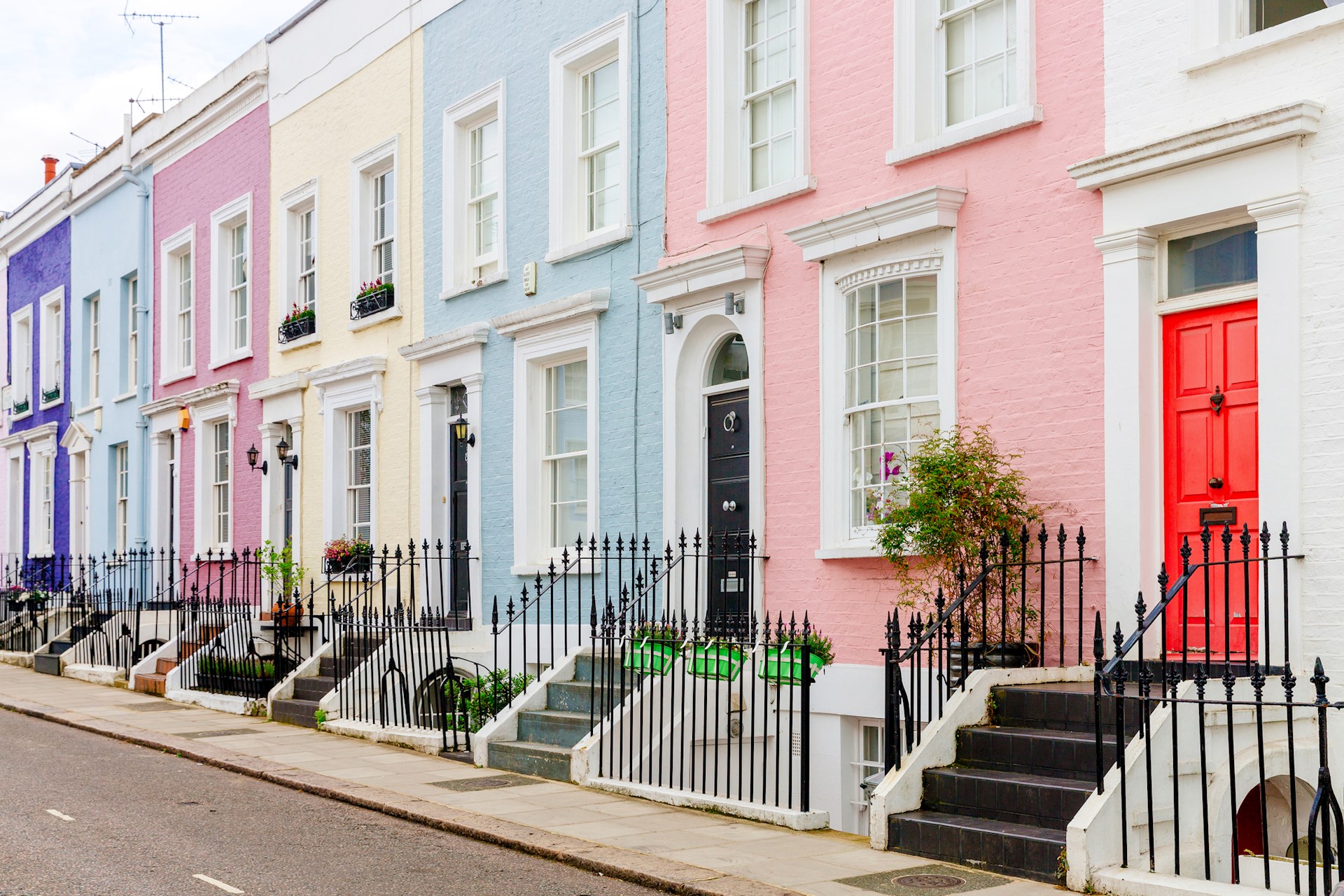The fronts of houses on a street